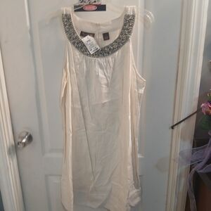 Embellished Neckline Strapless Cream Dress